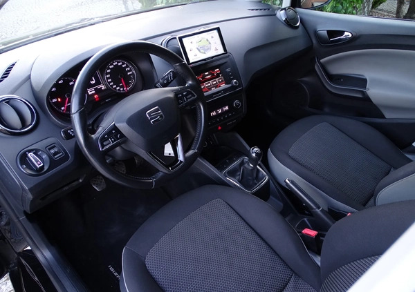 Seat Ibiza cena 29500 przebieg: 229600, rok produkcji 2016 z Mikołajki małe 704